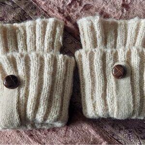 Cream Knit Fingerless Gloves with Button Detail